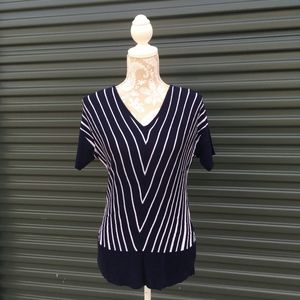 Zig Zag striped sweater Size S EUC